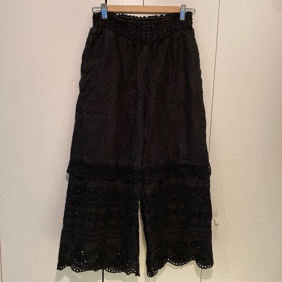Johnny Was Pants - Johnny Was crop lace cotton black pants M